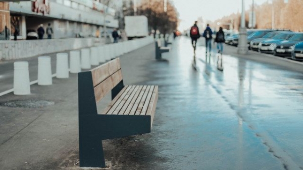 Возле «Дома быта» на Центральном проспекте запретят парковку с восьми утра до восьми вечера