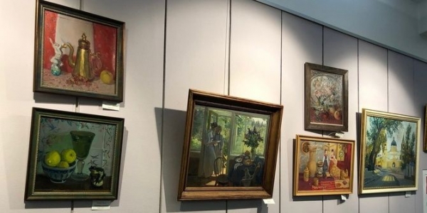 Очарование таланта: в КЦ «Зеленоград» на выставках представлены городские пейзажи и другие великолепные картины Очарование таланта: в КЦ «Зеленоград» на выставках представлены городские пейзажи и другие великолепные картины