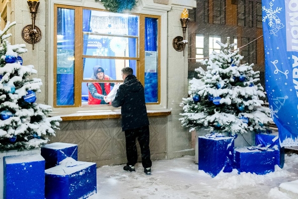 Москвичи чаще всего передают в штабы «Москва помогает» новогодние наборы со сладостями