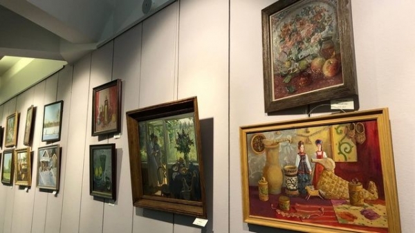 Очарование таланта: в КЦ «Зеленоград» на выставках представлены городские пейзажи и другие великолепные картины Очарование таланта: в КЦ «Зеленоград» на выставках представлены городские пейзажи и другие великолепные картины