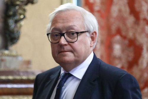 Рябков заявил, что Россия продолжит содействовать созданию защитной зоны вокруг ЗАЭС 