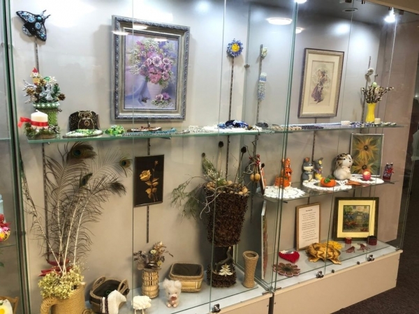 Очарование таланта: в КЦ «Зеленоград» на выставках представлены городские пейзажи и другие великолепные картины Очарование таланта: в КЦ «Зеленоград» на выставках представлены городские пейзажи и другие великолепные картины