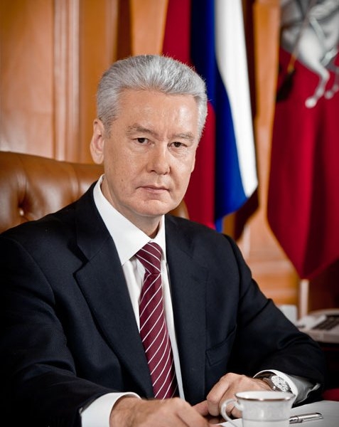 Собянин проиндексировал с 1 января 2023 года социальные выплаты на 10%