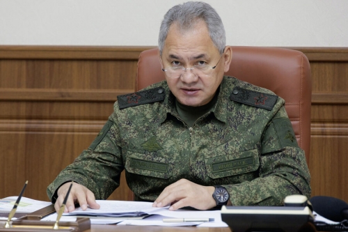 Шойгу провел совещание с командующим группировкой «Восток» на Запорожском направлении 
