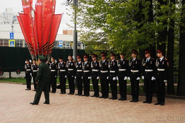 В Зеленограде накануне Дня Победы прошло возложение венков и цветов у воинских мемориалов