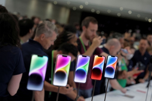 Apple назвали аутсайдером на рынке смартфонов 