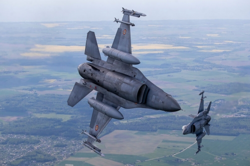 «F-16 подоспеют в Киев одновременно с M1 Abrams. Запад играет вдолгую» 