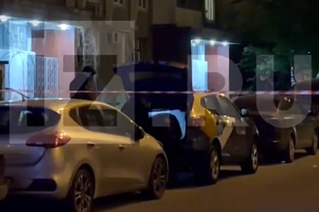 Двор в Зеленограде оцепили из-за подозрительного предмета в каршеринговом авто
