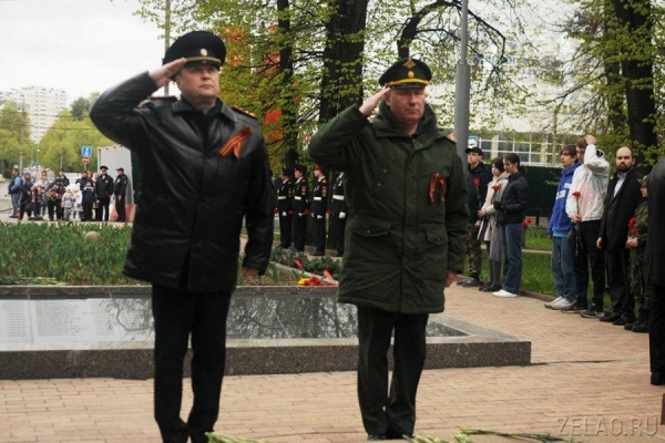 В Зеленограде накануне Дня Победы прошло возложение венков и цветов у воинских мемориалов