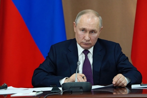 Путин: Россия начала процесс переориентации на развивающиеся рынки 
