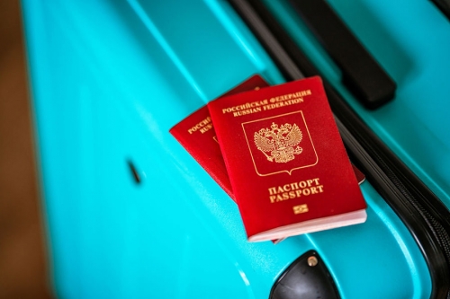 В России с 1 июня возобновят прием заявлений на биометрические загранпаспорта 