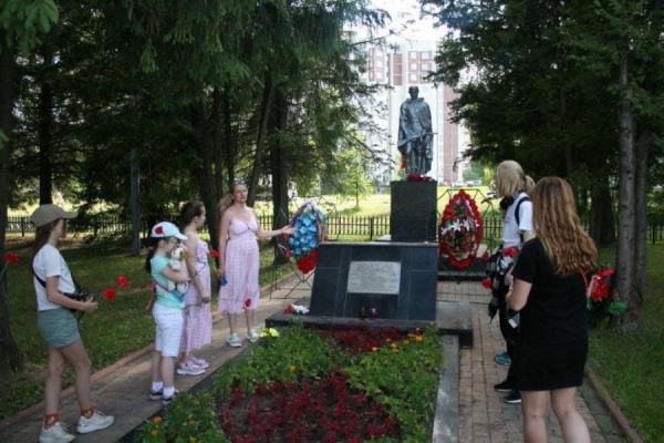 В День памяти и скорби в Зеленограде прошли мемориально-патронатные акции