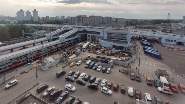 Началось благоустройство территории возле станции Крюково