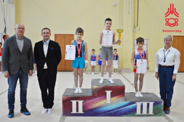 Турнир "Юные надежды" по спортивной гимнастике