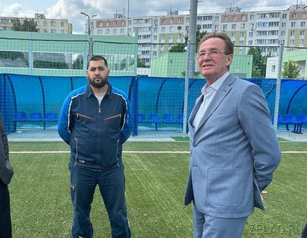 Префект Анатолий Смирнов побывал на двух важных стройках округа