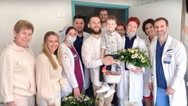 Хирурги зеленоградской больницы спасли ребенка с редкой патологией