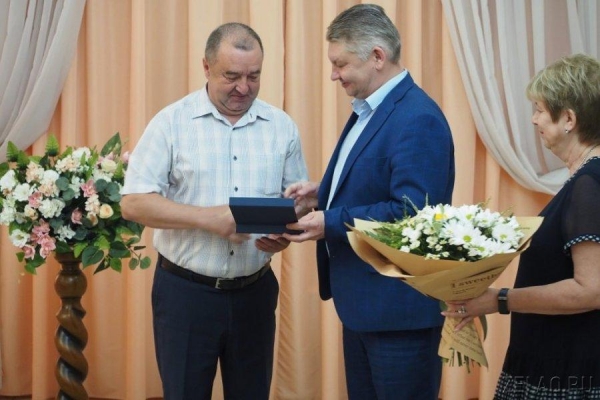 В Зеленоградском отделе ЗАГС прошло чествование супружеских пар