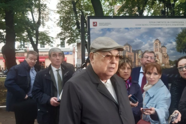 В Москве открылась фотовыставка "200 храмов", посвященная результатам программы правительства Москвы 