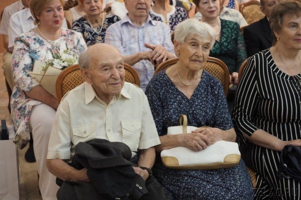 В Зеленоградском отделе ЗАГС прошло чествование супружеских пар
