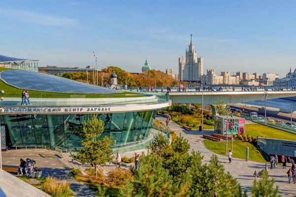 Левкин: Более 800 мероприятий провели в рамках Московского урбанфорума в парке «Зарядье»