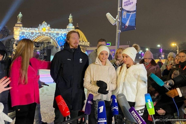 Открылся каток на ВДНХ