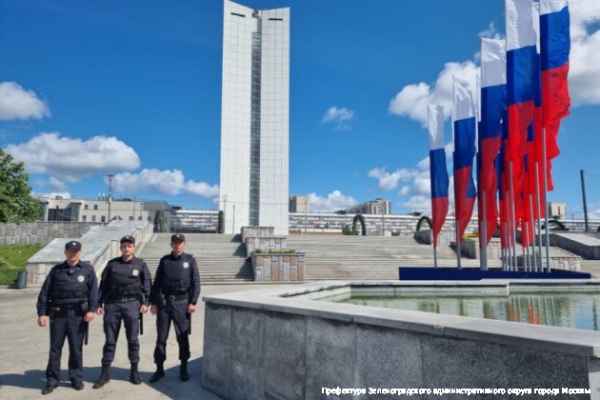 Ко Дню полиции подготовлена фотовыставка о буднях зеленоградских полицейских