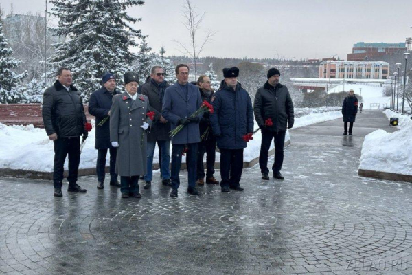 В 82-ю годовщину начала Битвы за Москву в Зеленограде состоялось возложение цветов