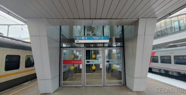 На Крюковской эстакаде заработали остановки общественного транспорта