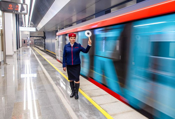 Собянин рассказал о работе московского транспорта в новогоднюю ночь и Рождество