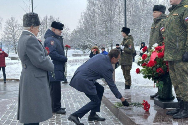 В 82-ю годовщину начала Битвы за Москву в Зеленограде состоялось возложение цветов