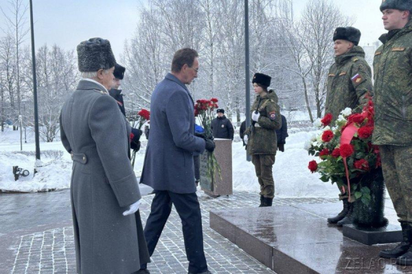 В 82-ю годовщину начала Битвы за Москву в Зеленограде состоялось возложение цветов
