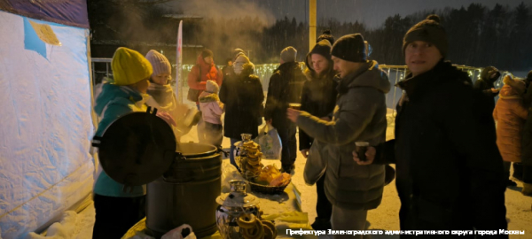 В Крещенских купаниях приняли участие около 2 тысяч человек