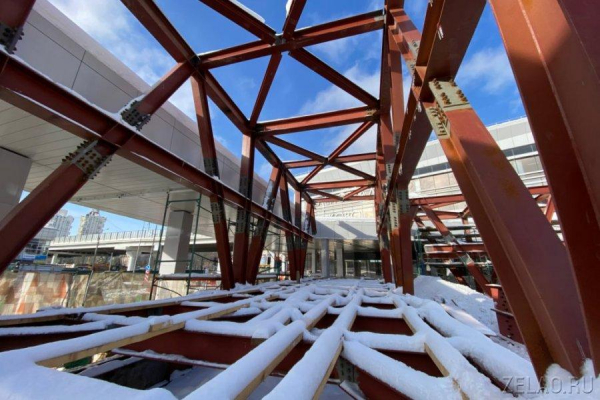 Для строительства перехода над улицей Ленина уменьшат парковку ТЦ «Зеленоградский»