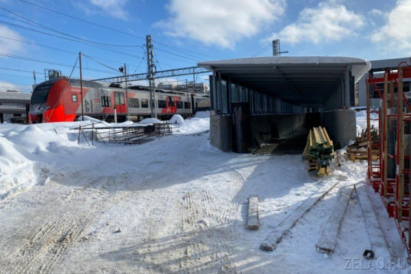 Завершить строительство пандуса на Привокзальной площади планируется весной