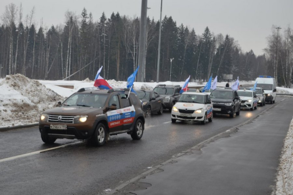 Накануне Дня защитника Отечества зеленоградцы возложили цветы к воинским мемориалам