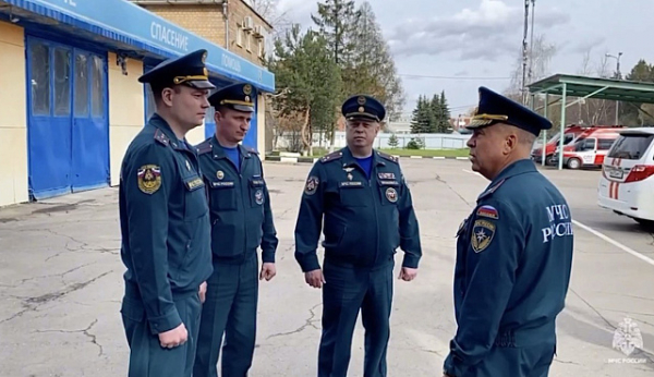 Начальник Главного управления МЧС России по г. Москве Вадим Уваркин проинспектировал работу пожарно-спасательных подразделений округа
