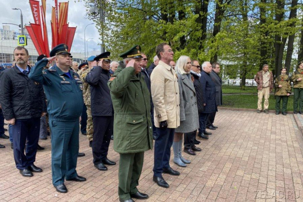 В Зеленограде накануне Дня Победы прошло возложение венков и цветов к местам воинской славы