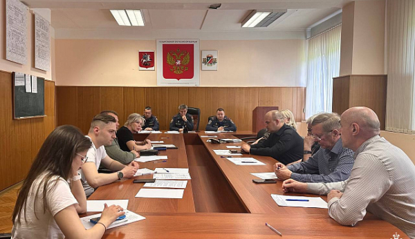 Руководство зеленоградского МЧС провело встречу с должностными лицами округа
