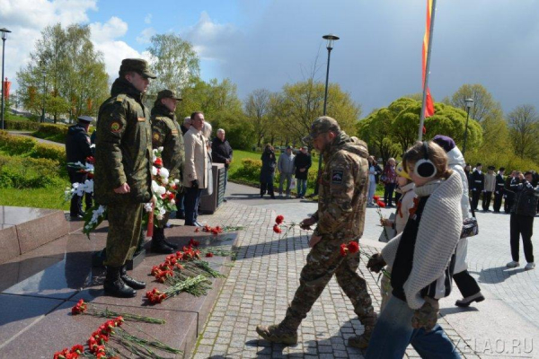В Зеленограде накануне Дня Победы прошло возложение венков и цветов к местам воинской славы