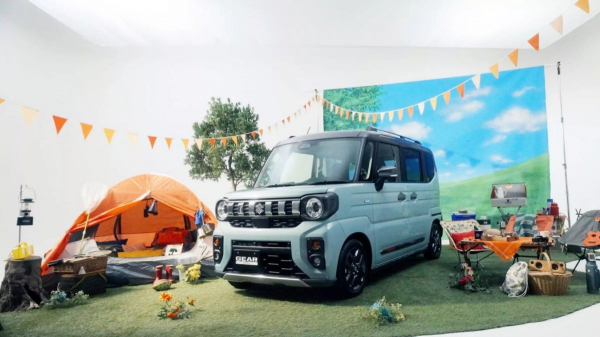 Новый Suzuki Spacia Gear: микровэн в шкуре кроссовера