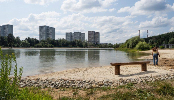 Школьное озеро в Зеленограде приводят в порядок