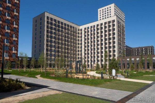 На территории 22 микрорайона ведется строительство жилых домов, школы, детского сада и дороги