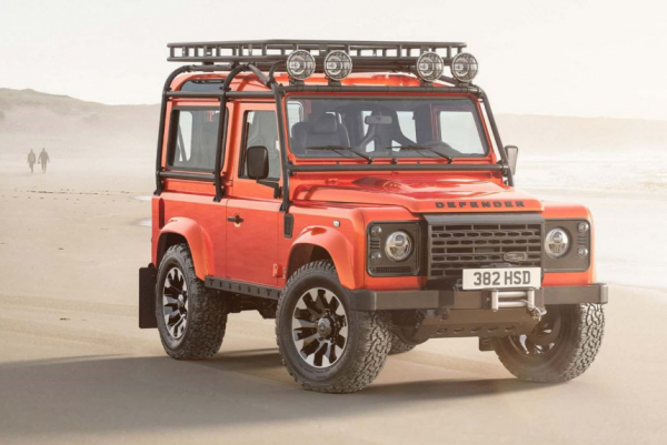 Классический Land Rover Defender: новая жизнь с двигателем V8 Классический Land Rover Defender: новая жизнь с двигателем V8