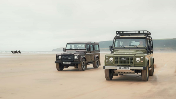 Классический Land Rover Defender: новая жизнь с двигателем V8 Классический Land Rover Defender: новая жизнь с двигателем V8