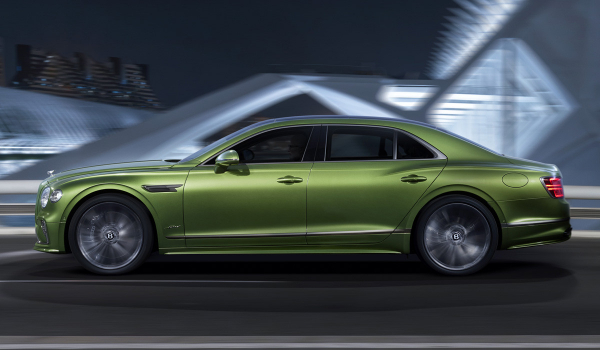 Представлен обновленный седан Bentley Flying Spur Представлен обновленный седан Bentley Flying Spur