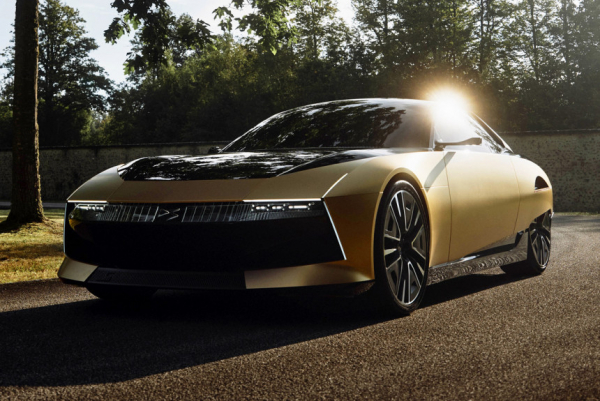 Бренд DS отпраздновал свое десятилетие концептом в стиле купе Citroen SM Бренд DS отпраздновал свое десятилетие концептом в стиле купе Citroen SM