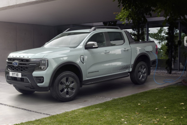 Пикап Ford Ranger обзавелся подзаряжаемой гибридной версией Пикап Ford Ranger обзавелся подзаряжаемой гибридной версией