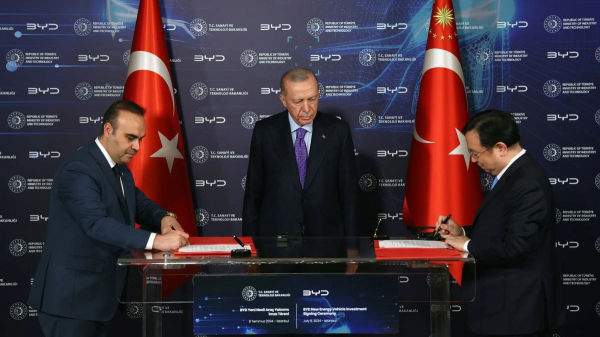 Власти Китая рекомендовали автопроизводителям не вкладываться в зарубежные заводы Власти Китая рекомендовали автопроизводителям не вкладываться в зарубежные заводы