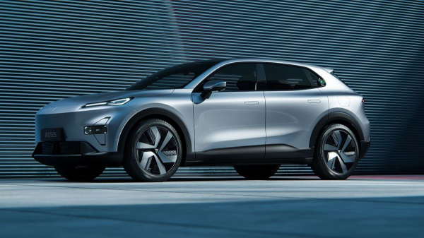 Компания Changan представила младший кроссовер Shenlan S05 