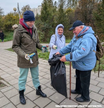 Более 1100 человек приняли участие в осеннем субботнике